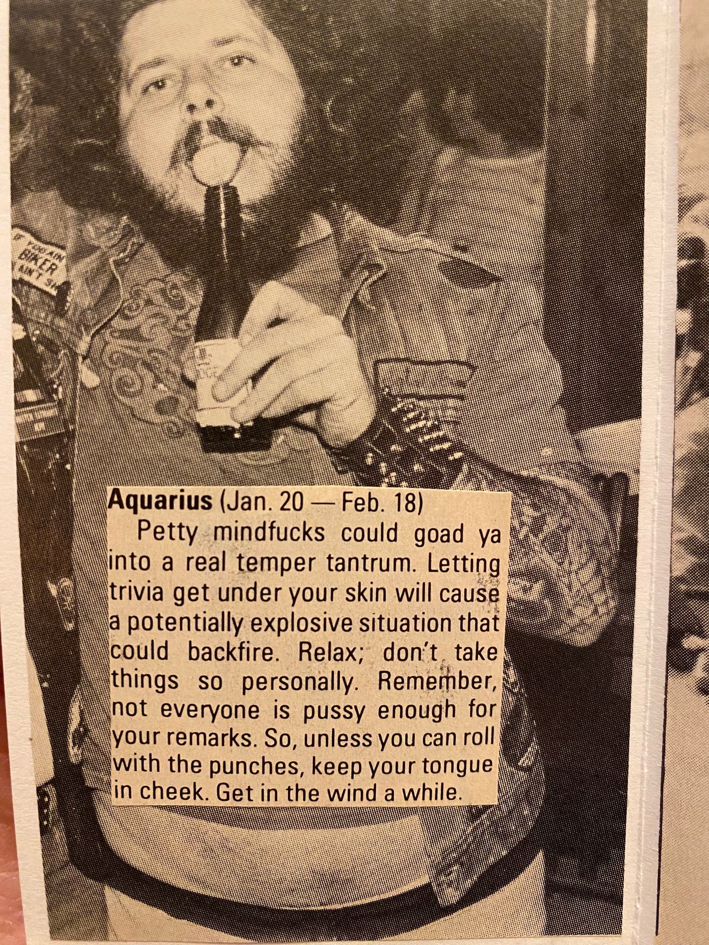 Dusty Sage's Asstrology CAPRICORN / AQUARIUS / PISCES
